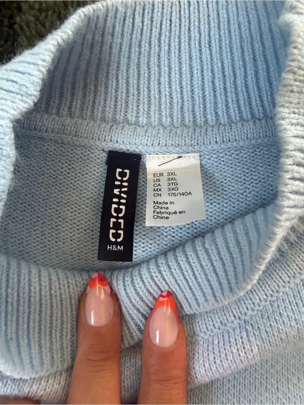 H&M Light Blue Ribbed Crewneck Sweater - Picture 2 of 2
